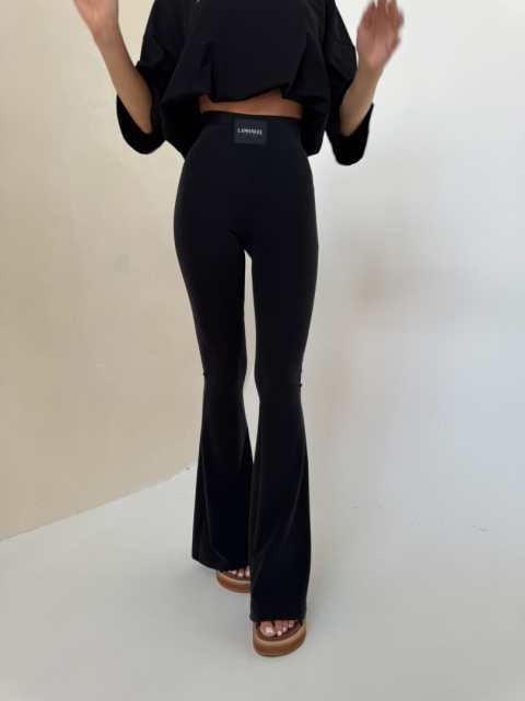 Legginsy BLESSED czarne LAMANUEL