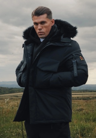 Czarna kurtka zimowa-parka SIKSILK z kapturem